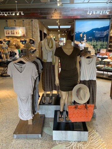 Clothing Store «prAna Edina», reviews and photos, 3926 W 50th St, Edina, MN 55424, USA