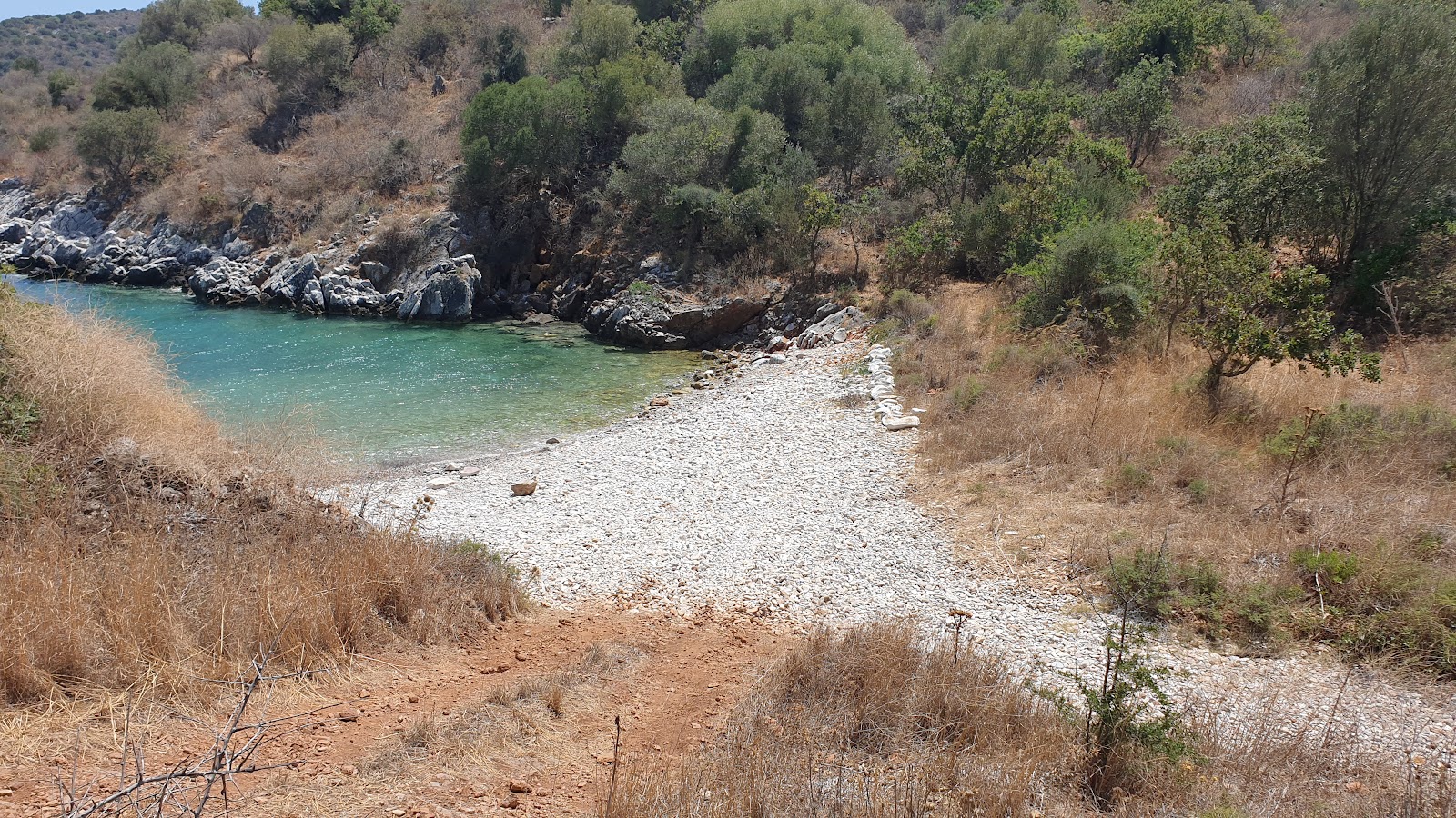 Fotografie cu Sebi's beach cu nivelul de curățenie înalt
