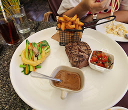 Brasserie De Paris Hua Hin photo