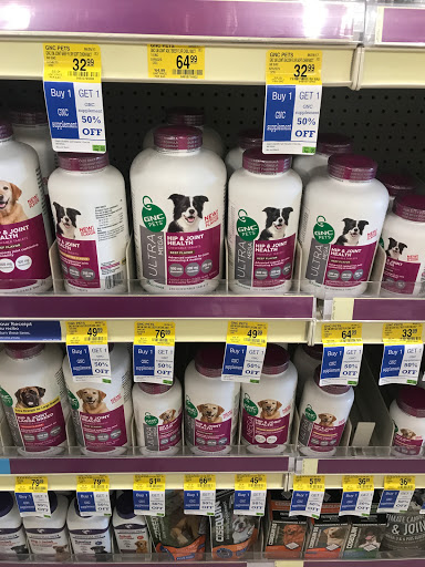 Pet Supply Store «PetSmart», reviews and photos, 13720 Riverside Dr, Sherman Oaks, CA 91423, USA