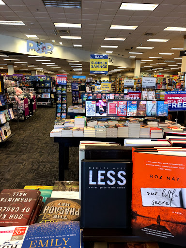 Book Store «Books-A-Million», reviews and photos, 100 Viewmont Dr, Scranton, PA 18508, USA