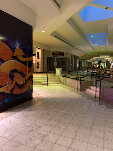 Shopping Mall «Lakeview Square Mall», reviews and photos, 5775 Beckley Rd, Battle Creek, MI 49015, USA