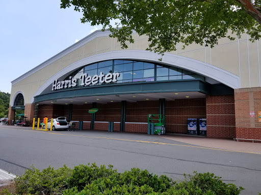 Grocery Store «Harris Teeter», reviews and photos, 2080 Kildaire Farm Rd, Cary, NC 27511, USA