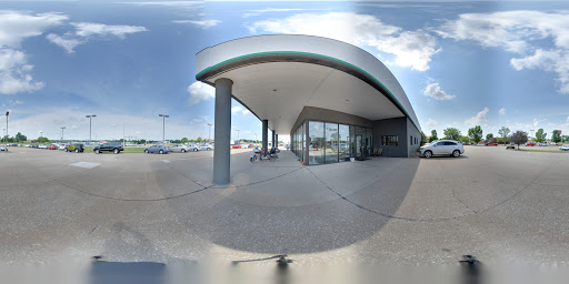 Used Car Dealer «Uptown Motor Sales», reviews and photos, 310 Cleveland St, Muscatine, IA 52761, USA