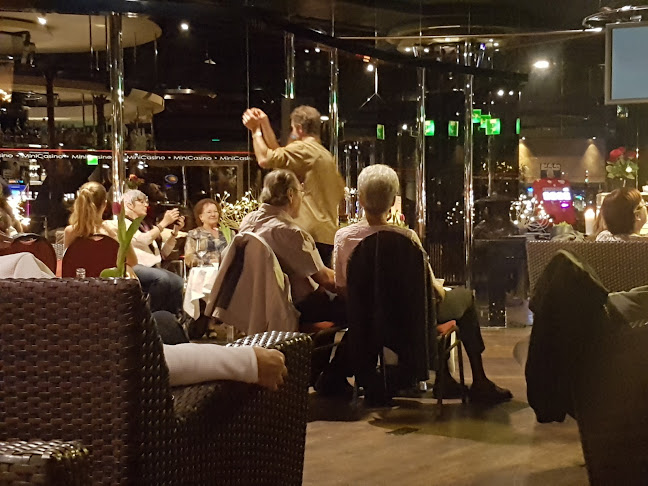 Rezensionen über Mini Casino L'Abricot in Biel - Bar