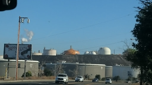 Oil refinery Long Beach