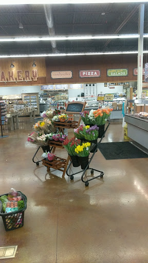 Grocery Store «Fresh Thyme Farmers Market- Bloomington IN», reviews and photos, 3600 W 3rd St, Bloomington, IN 47404, USA