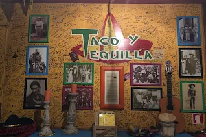 Taco y Tequilla image