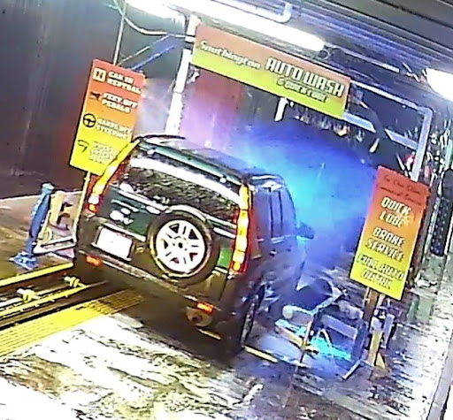 Car Wash «Southington Auto Wash & Oil Change & Detailing», reviews and photos, 254 Queen St, Southington, CT 06489, USA