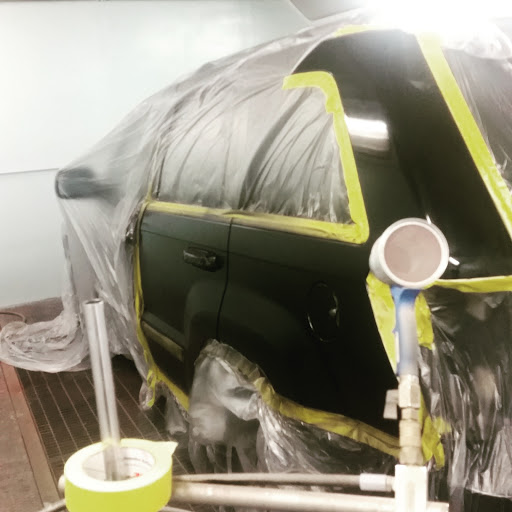 Auto Body Shop «Top Shot Paint Repair LLC», reviews and photos, 423 St Francis S, Wichita, KS 67202, USA