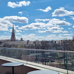 Photo n°2 de l'avis de Jürgen.� fait le 28/03/2024 à 10:19 sur le  Frau im Mond - Dachterrasse à Munich