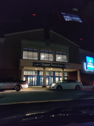 Movie Theater «Regal Cinemas Stonington 10», reviews and photos, 85 Voluntown Rd, Pawcatuck, CT 06379, USA