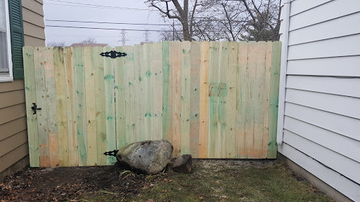 Great Lakes Fencing & Decking LLC