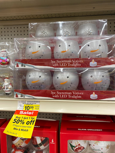 Grocery Store «Jewel-Osco», reviews and photos, 150 W Main St, Barrington, IL 60010, USA