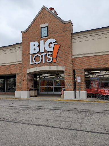 Big Lots, 1334 Rombach Ave, Wilmington, OH 45177, USA, 