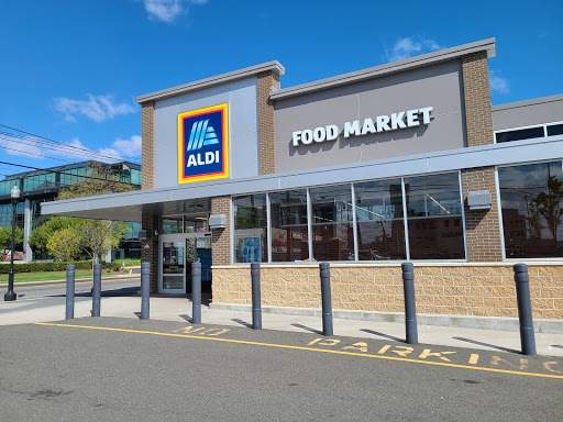 Grocery Store «Aldi Food Market», reviews and photos, 496 Main St, Hackensack, NJ 07601, USA