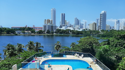 Mirador del Laguito Edificio de apartamento amoblado