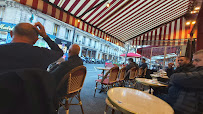 Atmosphère du Café Le Carrefour Café. à Paris - n°10