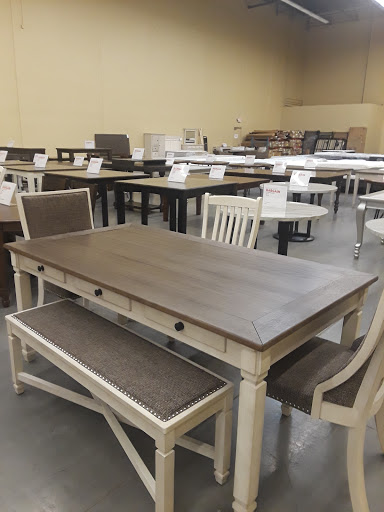 Furniture Store «Ashley Furniture HomeStore», reviews and photos, 14810 North Freeway #100, Houston, TX 77090, USA