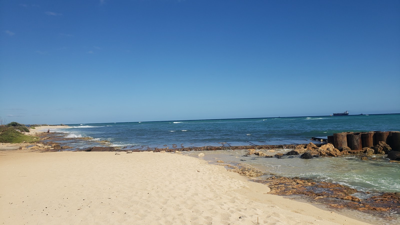 Φωτογραφία του Barbers Point Beach Park - δημοφιλές μέρος μεταξύ λάτρεις της χαλάρωσης