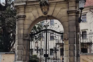 Provost Palace image