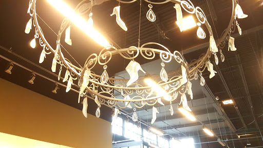 Shoe Store «DSW Designer Shoe Warehouse», reviews and photos, 6644 Loisdale Rd, Springfield, VA 22150, USA