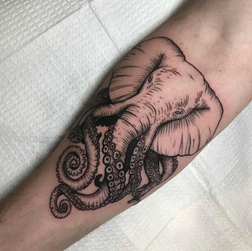 Tattoo and Piercing Shop «Lucky 13 Tattoos and Body Piercing», reviews and photos, 314 W Main St, Kutztown, PA 19530, USA