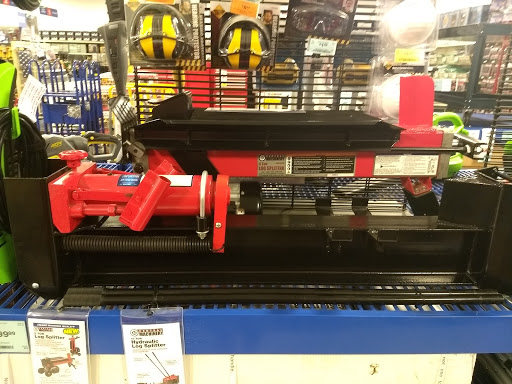 Hardware Store «Harbor Freight Tools», reviews and photos, 4600 Stadium Dr, Kalamazoo, MI 49008, USA