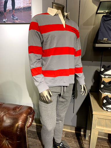 Shoe Store «New Balance Bellevue», reviews and photos, 823 Bellevue Way NE #100, Bellevue, WA 98004, USA