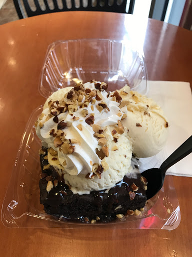 Ice Cream Shop «Cold Stone Creamery», reviews and photos, 3934 Rivermark Plaza, Santa Clara, CA 95054, USA