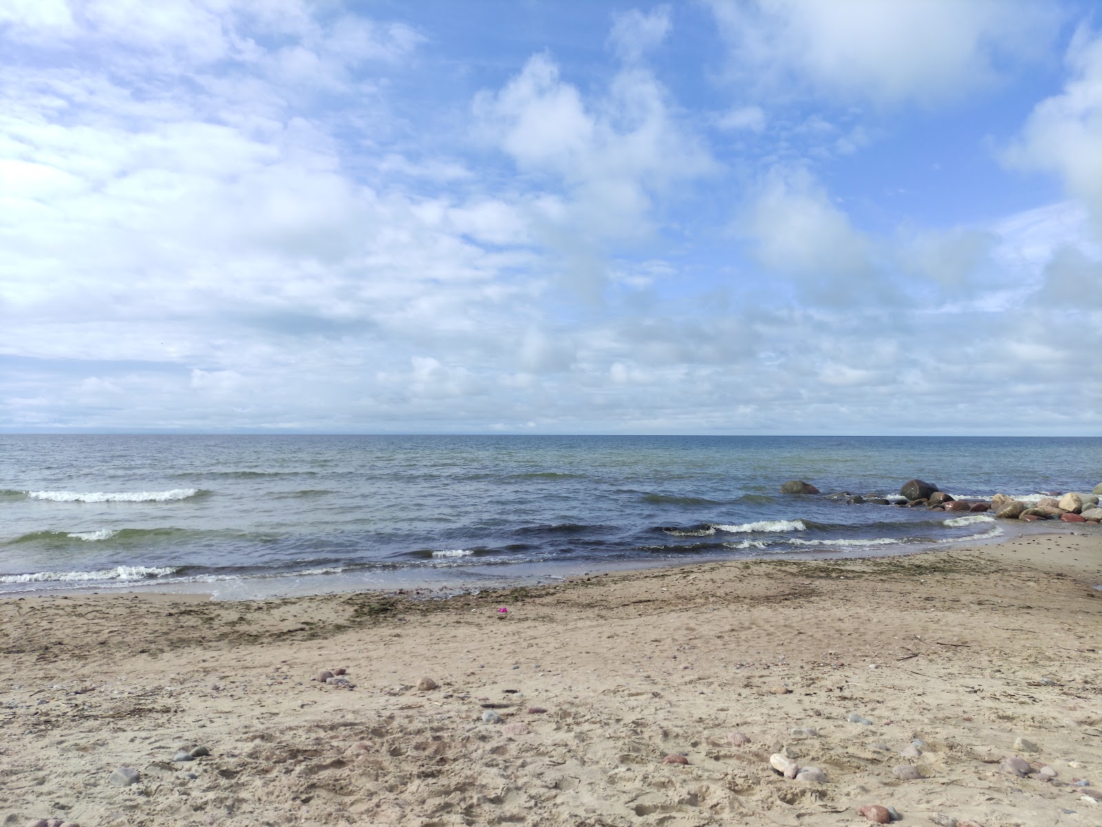 Foto af Karkles beach beliggende i naturområde