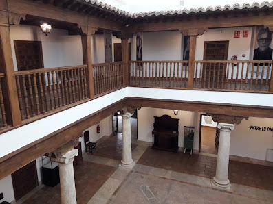 Biblioteca Pública Municipal Quevedo Antigua Alhóndiga, C. Gral. Pérez Ballesteros, 1, 13320 Villanueva de los Infantes, Ciudad Real, España