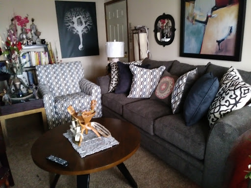 Furniture Rental Service «RENT-2-OWN Amelia», reviews and photos, 1369 Ohio Pike, Amelia, OH 45102, USA
