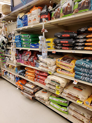 Grocery Store «Giant Food Stores», reviews and photos, 600 E Lancaster Ave, Reading, PA 19607, USA