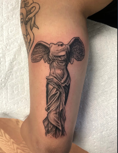 Explore jellyfish tattoo ideas, creative tattoo ideas in Los Alamitos, available at Mr. Inkwells Classy Tattoos