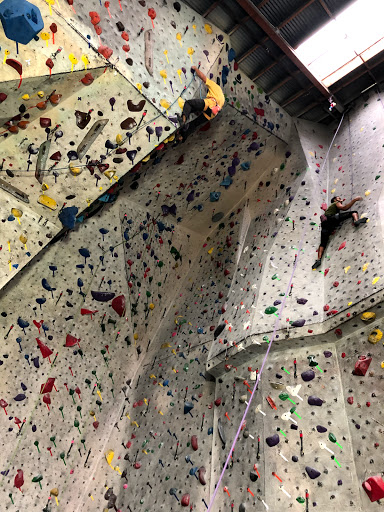 Rock Climbing Gym «Pacific Edge Climbing Gym», reviews and photos, 104 Bronson St #12, Santa Cruz, CA 95062, USA