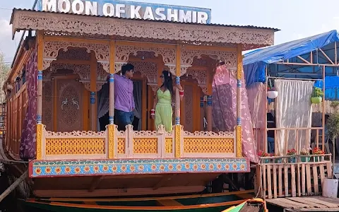 Moon Of Kashmir image