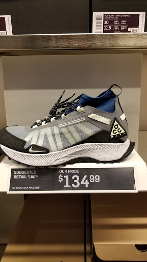 Clothing Store «Nike Factory Store», reviews and photos, 7105 Mills Civic Pkwy #140, West Des Moines, IA 50266, USA