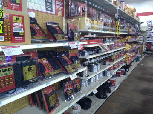 Home Improvement Store «Tractor Supply Co.», reviews and photos, 3790 Teays Valley Road, Hurricane, WV 25526, USA