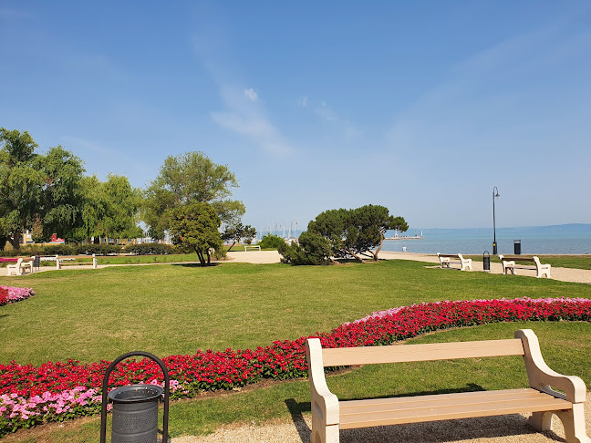 Értékelések erről a helyről: Hajóállomás parkoló, Siófok - Parkoló