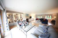 ANNA BURY INTERIORS - Photo 9 - Car repair in , Kent