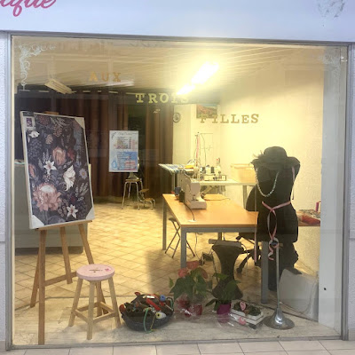 Aux trois filles By Amina à Angoulême