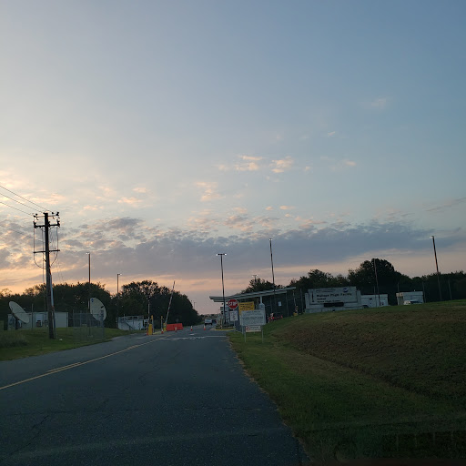 Convenience Store «Royal Farms», reviews and photos, 33620 Chincoteague Rd, Wallops Island, VA 23337, USA