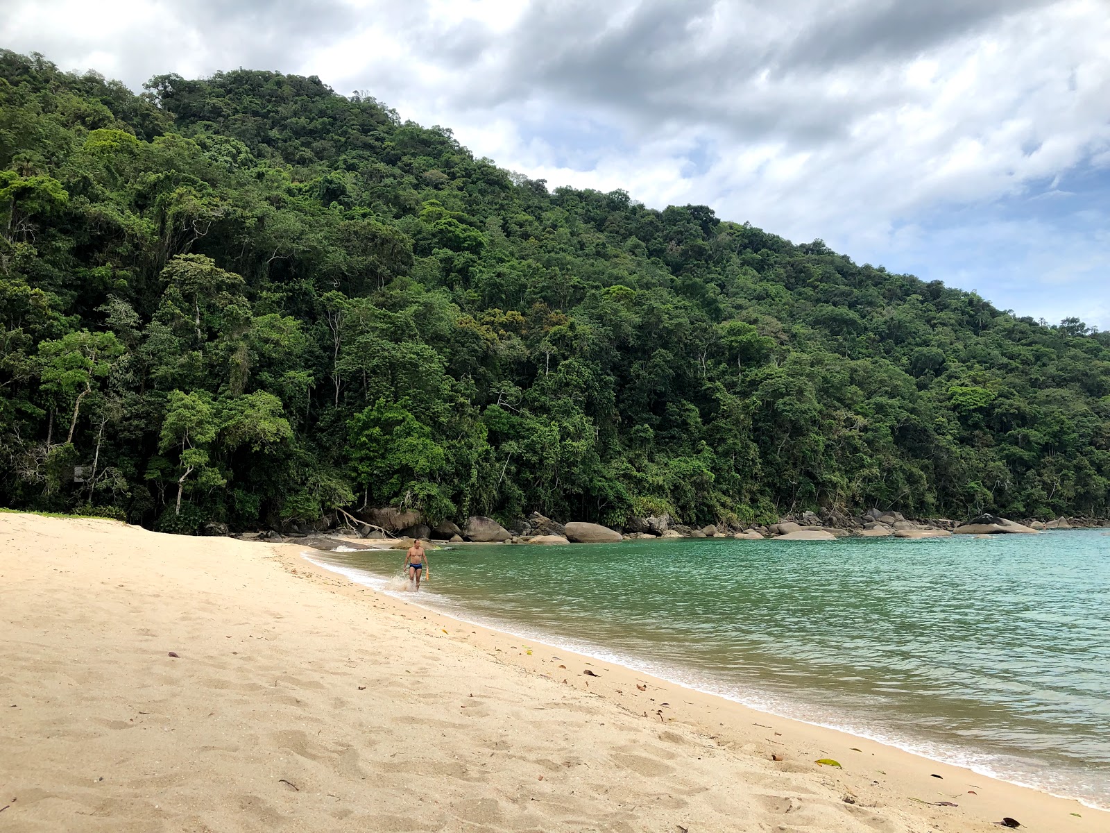 Foto von Vermelha Strand mit beiger sand Oberfläche