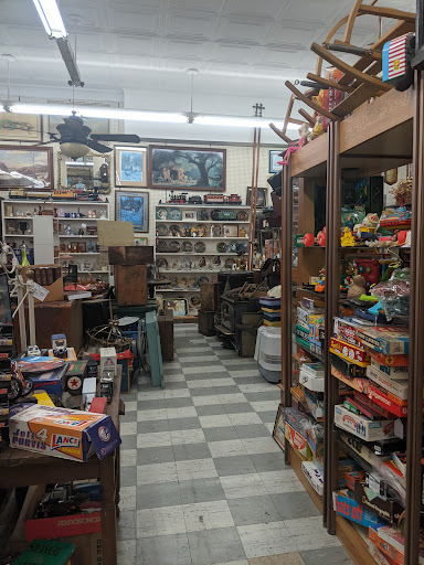 Claypools General Store