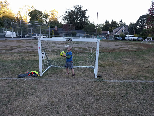 Park «Hammerle Park», reviews and photos, 1505 Lewis St, West Linn, OR 97068, USA