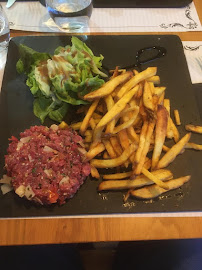 Steak tartare du Restaurant Les 100 Culottes Brasserie Bar Tapas à Lourdes - n°8