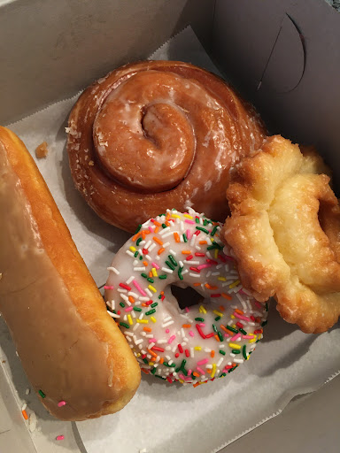 Donut Shop «Donuts King bakery», reviews and photos, 14182 Newport Ave, Tustin, CA 92780, USA