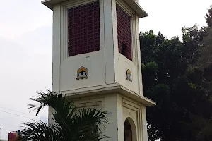 Tugu Jam Serang image