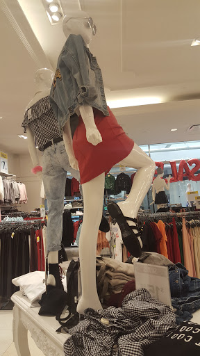 Shopping Mall «Visalia Mall», reviews and photos, 2031 S Mooney Blvd, Visalia, CA 93277, USA